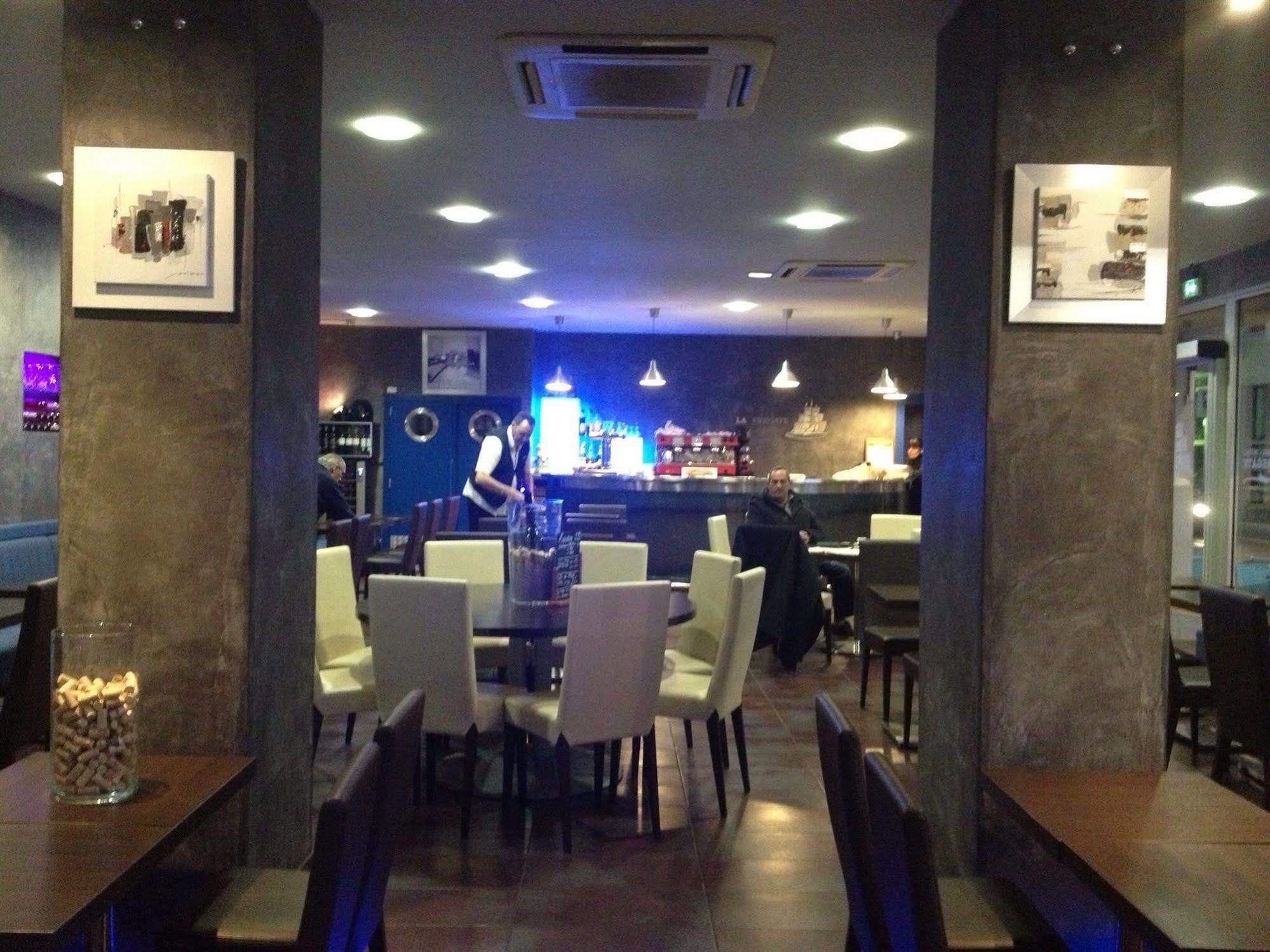 Hotel Restaurant La Fregate La Seyne-sur-Mer Eksteriør billede